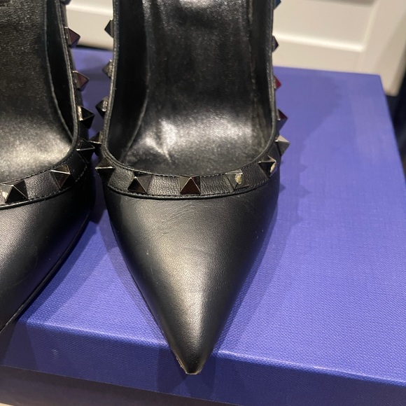 100% Authentic Valentino Noir Rockstud Pumps - 37 - Picture 3 of 12
